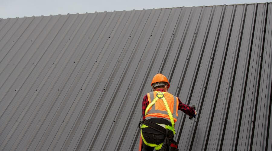 Expert Emergency Roof Repairs services in Elkmont, AL